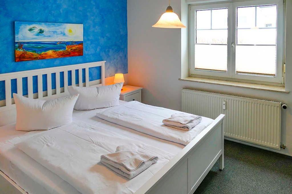 Ferienappartement Fraenzi Mit Herr Sassnitz Exterior photo
